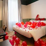 Saint Suites