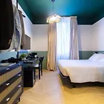 Saint Suites